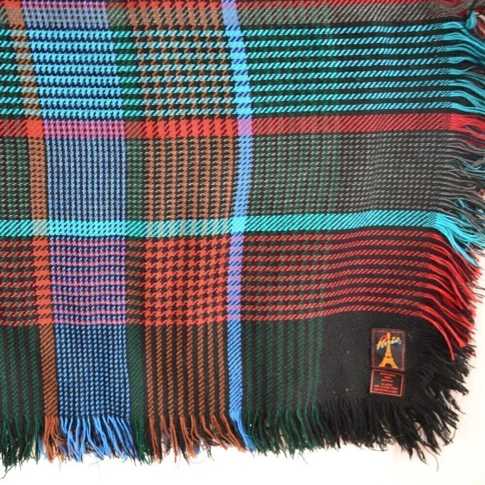 Vtg  Pario Plaid Scarf